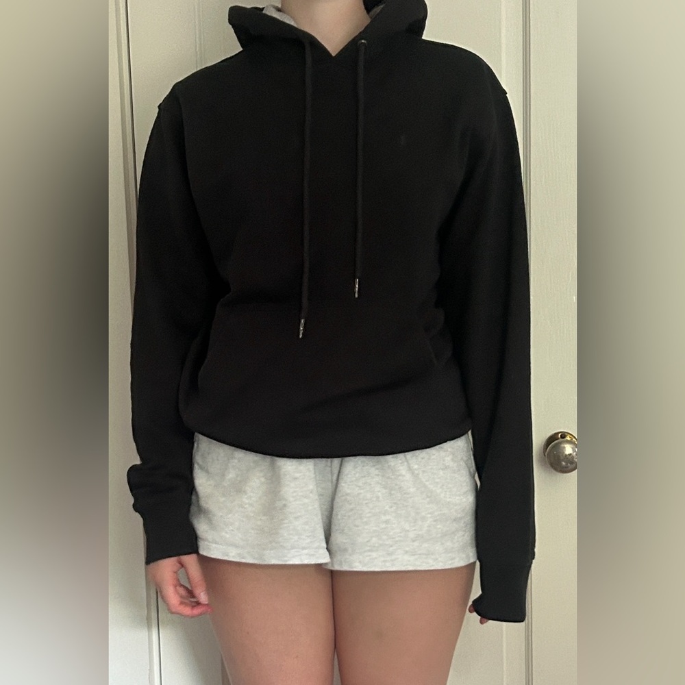 Black Sweatshirt